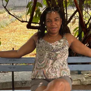 Femme de ménage près de fontenay