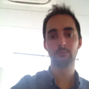 Poste pour un(e) aide ménagère à Versailles