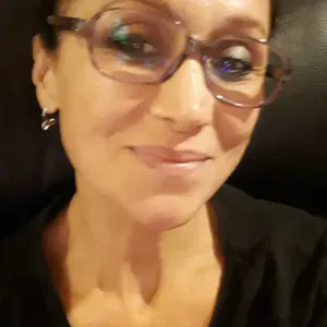  Disponibile per collaborazioni domestiche e cura della casa