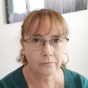 Auxiliaire de vie auprès des personnes âgées