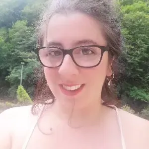 Cerco lavoro come donna delle pulizie