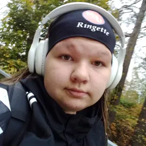 Kokenut lastenhoitaja etsii töitä!!!