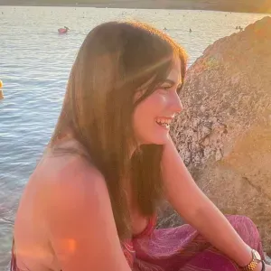 Lilou HAUVILLER 17 ans baby-sitter
