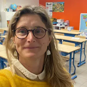 Professeur des écoles propose soutien scolaire. 