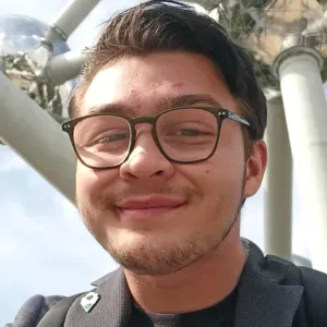 Dorian, Per-Sitter à Lille et alentours et Lens.