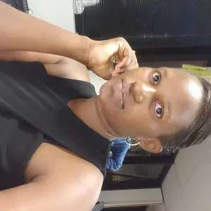 Dame de conpagnie pour une aide a domicile pour notre aîné 