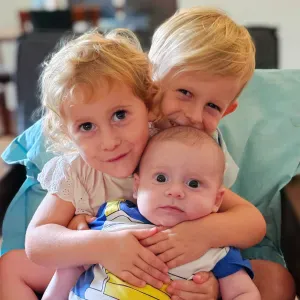 Nous recherchons une baby sitter