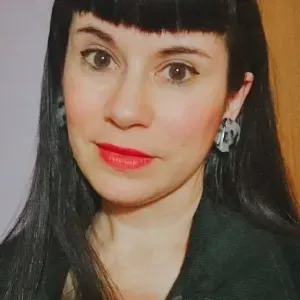 Olá a todos! O meu nome é Ana. 