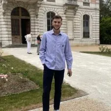 Jeune homme multitâches à Montélimar et ses alentours