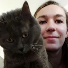 Je suis Ludivine, pet-sitter à Voisins le Bx et alentours