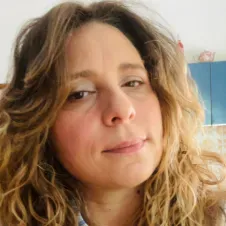 Limpezas e engomadoria e apoio a idosos