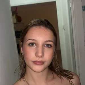 Baby-sitting disponible sur schiltigheim ou au alentours 