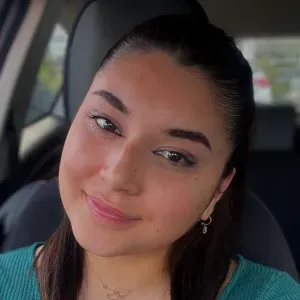 Baby-sitter expérimentée à Joué les Tours 