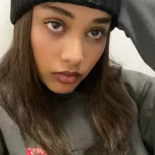 babysitter disponibile per i weekend e pomeriggi in sett.