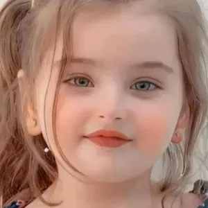 Garde d'enfants à domicile baby-sitter 