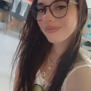 Je cherche baby sitter 