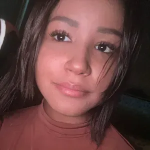 Cuidadora cualificada de personas mayores .