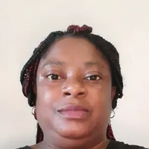 Addetta alle pulizie e confezionamento alimentare 