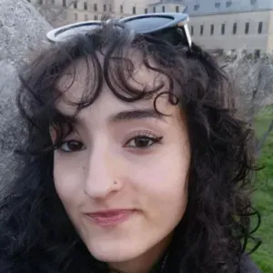 Niñera en Zaragoza.  Estudiante