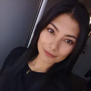 Empregada de limpeza disponível 