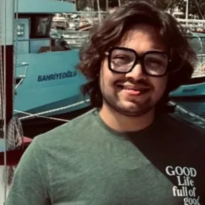 Streamlined solutions for a spotless space.