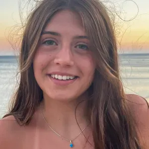 Professional babysitter in london 