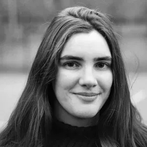 Jeune babysitter disponible à Paris