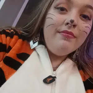 Garde d'enfant à domicile avec expérience médico-social