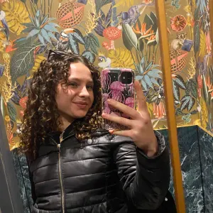 Educateur Graduée looking for a job