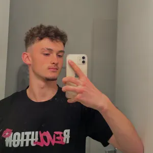 💫 Baby-sitter motivé et disponible pendant les vacances💫