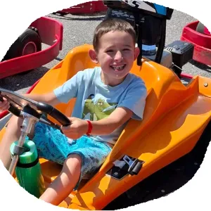 Emmener mon fils à l'école ou au centre de loisirs