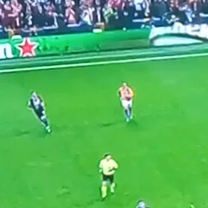 Procuro apoio domiciliário para a minha mae