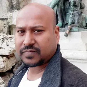 housekeeping and cleaning works 