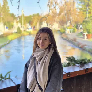 Besoin garde d enfant sortie d école.