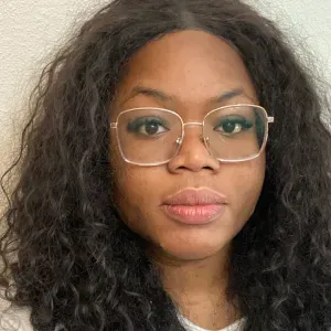 Babysitter Profissional em Aveiro 