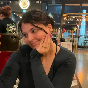 Baby-sitter étudiante à Brest 