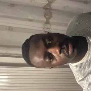 Homme de ménage je suis à votre disposition