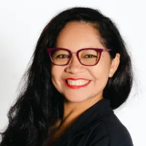 Cuidadora e ajudante familiar no Porto