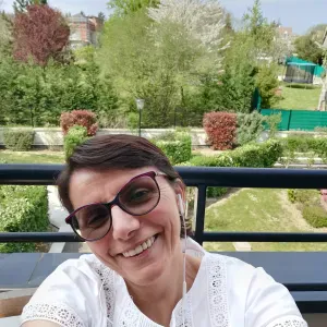Auxiliaire de vie cherche personne âgée