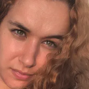 Babysitter com experiência em ovar