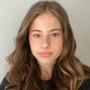 étudiante Baby-sitter expérimentée pour vos gardes