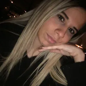 Baby sister expérimenté sainte maxime 