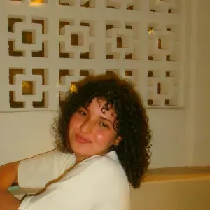 Baby-sitter expérimentée dans le 82