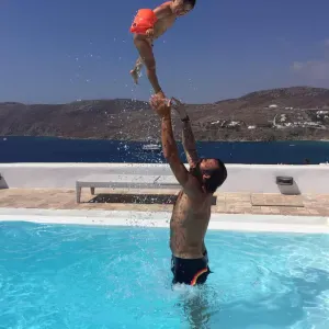 Nous cherchons une nounou pour nos 3 enfants