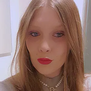 Femme de menage debutante et serieuse