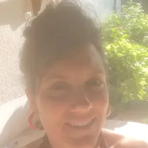 Recherche baby- sitter