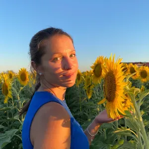 Pet sitter per passeggiate al lago e non solo