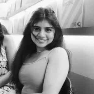 Pet Sitter Who Treats Your Pets Like Family 