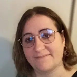 Dame de compagnie à 25 km autour de Richelieu 37