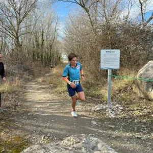 Adolescent étudiant en niveau 1ere 